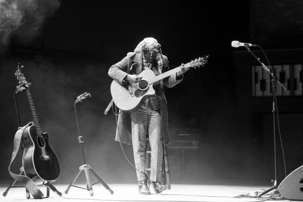 The Gig List for December 17: JS Ondara; The New Havoline Supremes; Ursa Minor