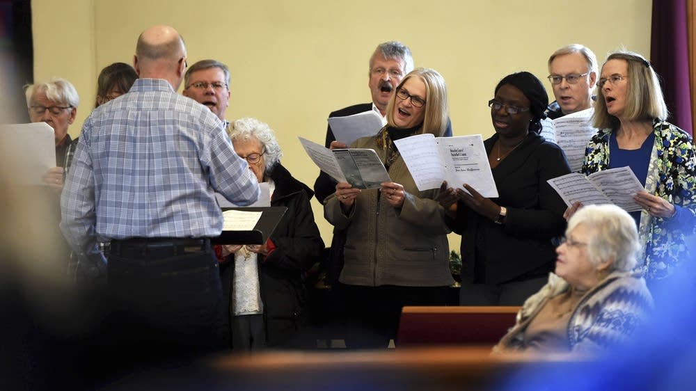 Controversial Cottage Grove Church One Of Many Hitting Restart Mpr News