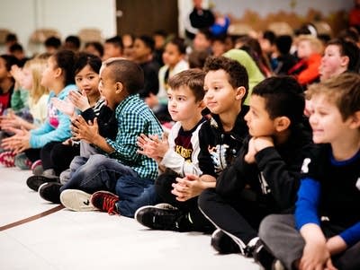 kids applauding cedarwood oak grove