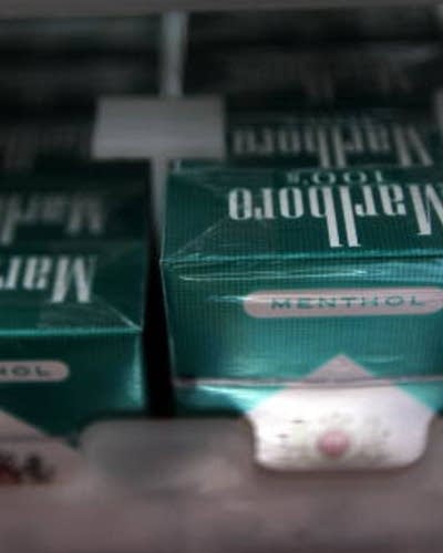 cigarette with mint button What do you call this type of cigarettes? : r/EnglishLearning always read and follow label directions Mint Breeze E-Cig Starter Kit