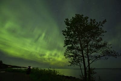 Northern lights over Brighton Beach in Duluth