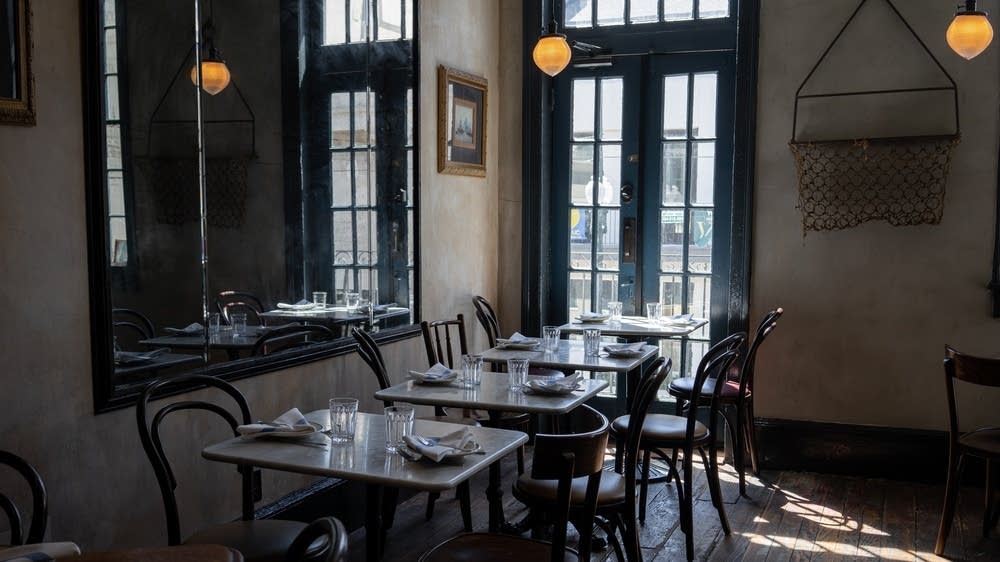 music-and-dinner-have-been-paired-for-centuries-and-not-always