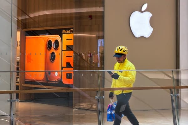 Consumer electronics can't keep up with AI