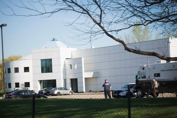 Prince estate administrator denies plan to sell Paisley Park