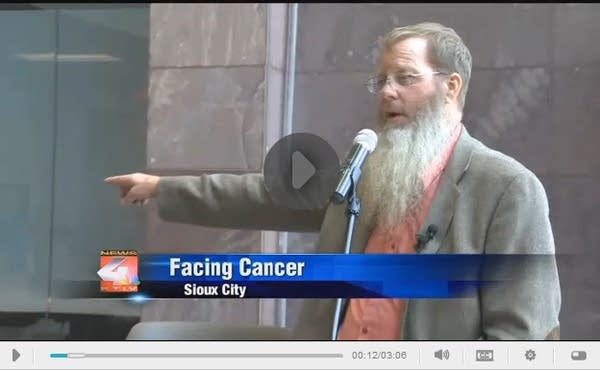 In nod to cancer, a professor says ‘goodbye’ to a beard
