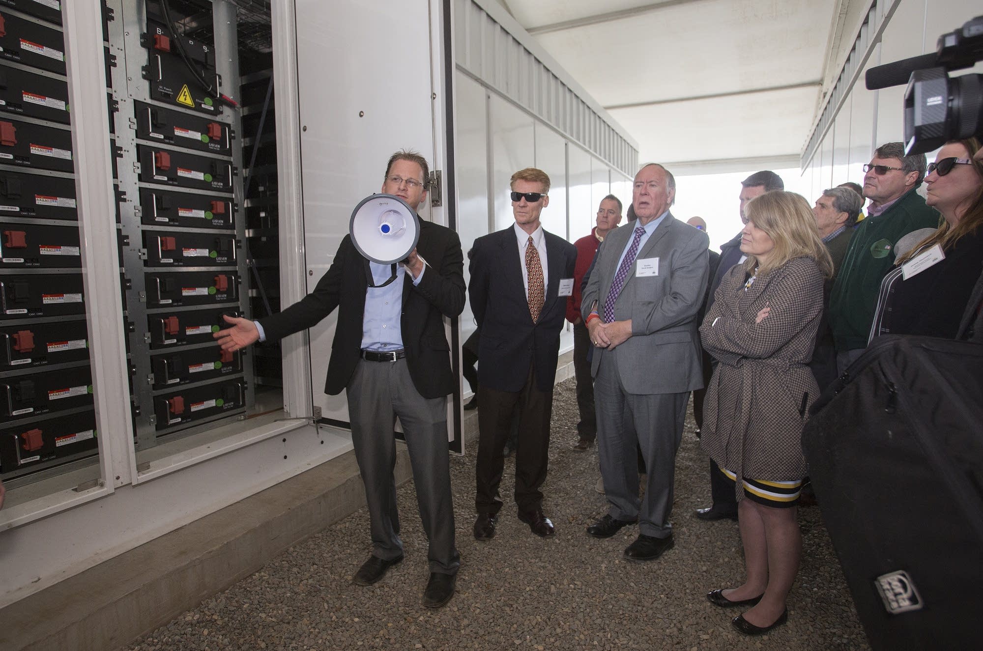 Jeff Plew, left, of Nextera Energy Resources.