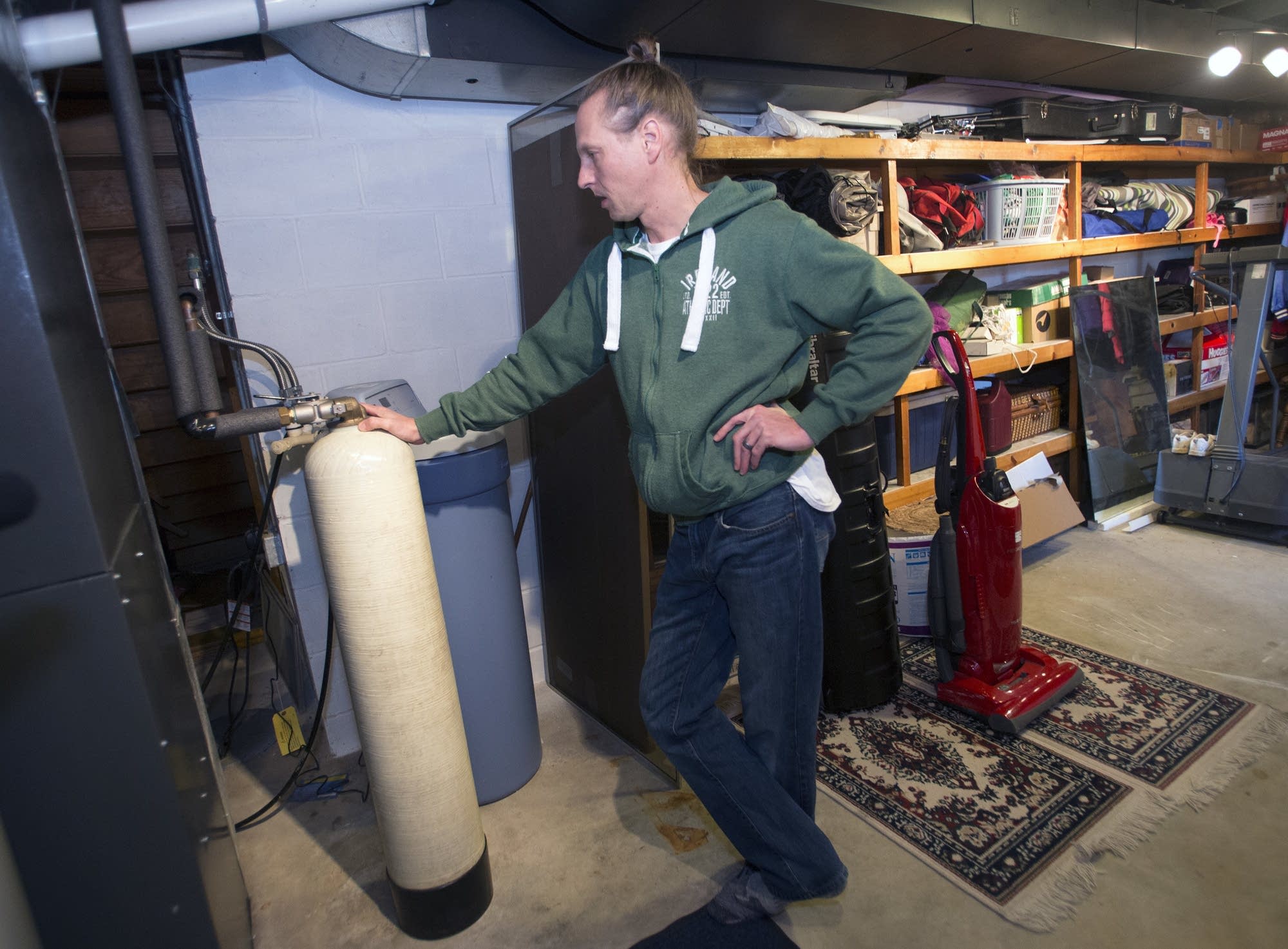 Joby Randrup installed a granular activated carbon filter in his basement.