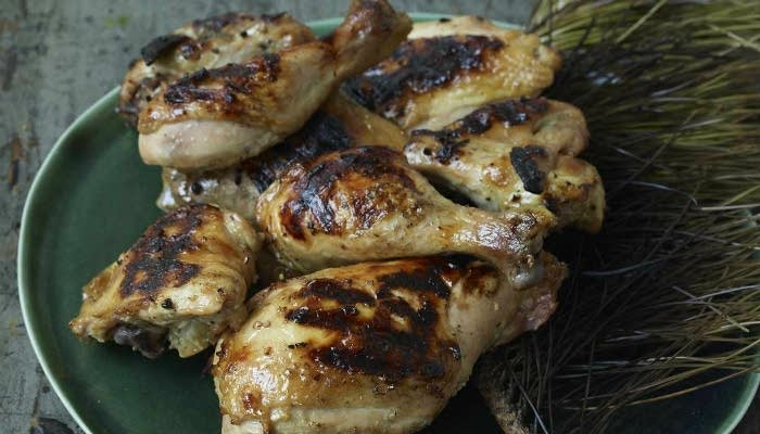 https://img.apmcdn.org/b98d2231bf1d4458664614950b453d10b66cc376/uncropped/50b459-splendid-table-main-pine-smoked-chicken-32035.jpg?utm_source=chatgpt.com