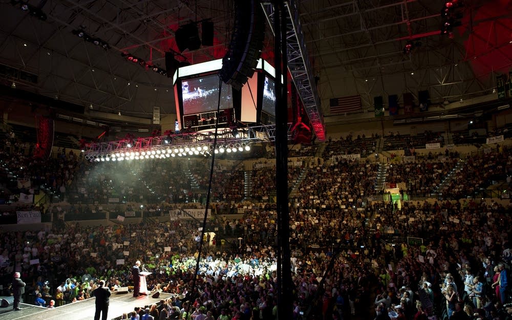 Ron Paul addresses his supporters