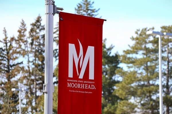 College sign outside