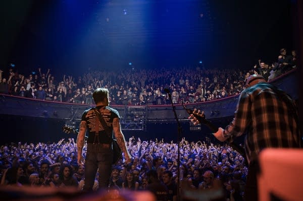 Eagles of Death Metal: Nos Amis