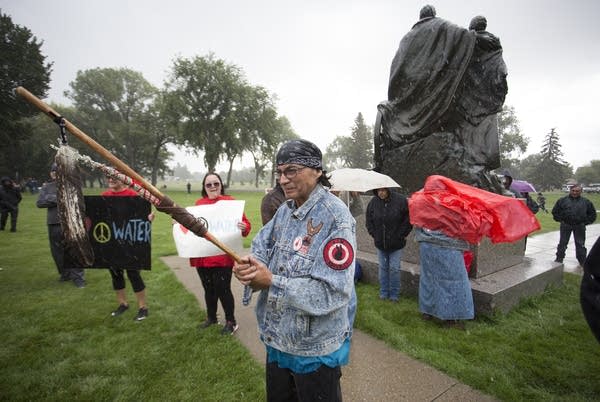 Dakota Access oil pipeline protest