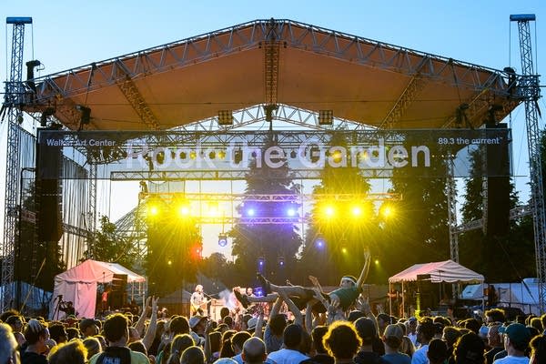 893-Best-Of-2012_06-16_Rock-the-Garden