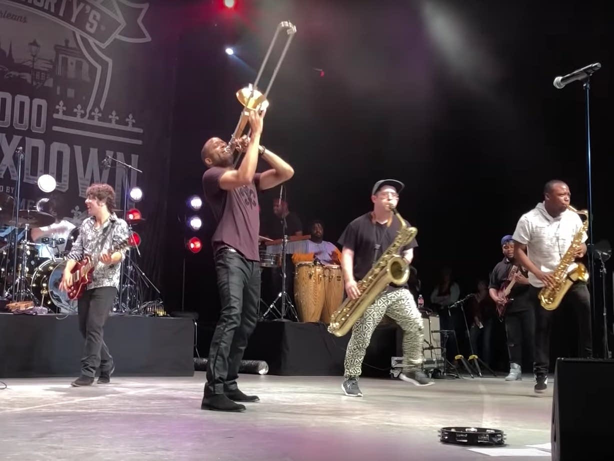 Music News Watch Dave Grohl play 'In Bloom' with Trombone Shorty The
