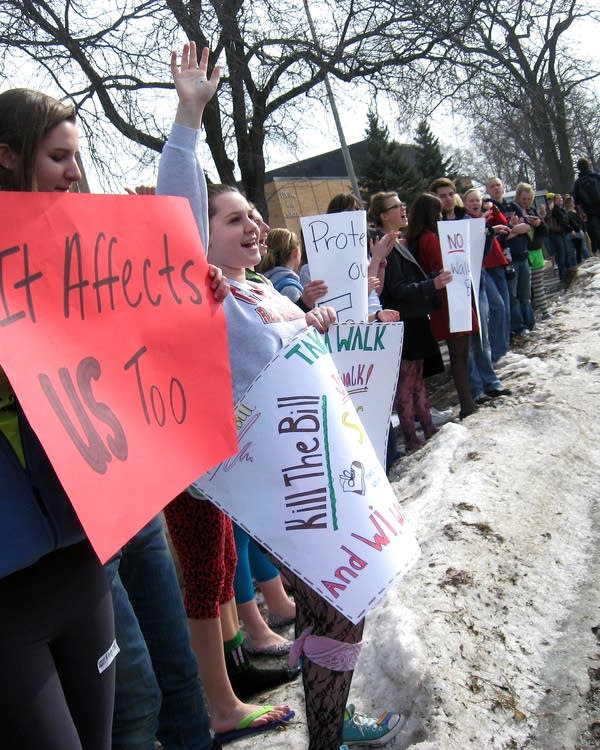 ADIDAS ORIGINALS NIZZA Mens Legend Marine/Crystal White/Glory Red UK8 EF5706  - £37.99 | PicClick UK