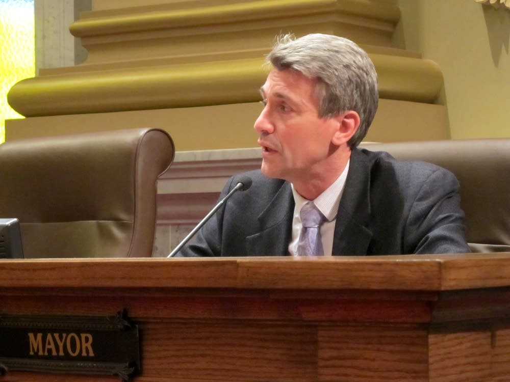 Minneapolis Mayor R.T. Rybak