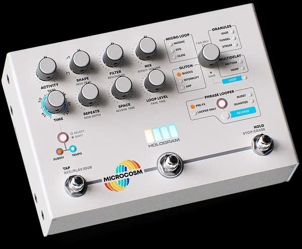 Microcosm is a granular effects pedal that rearranges and reinterprets sound using a variety of sampling, pitch-shifting, delay, and looping techniques.