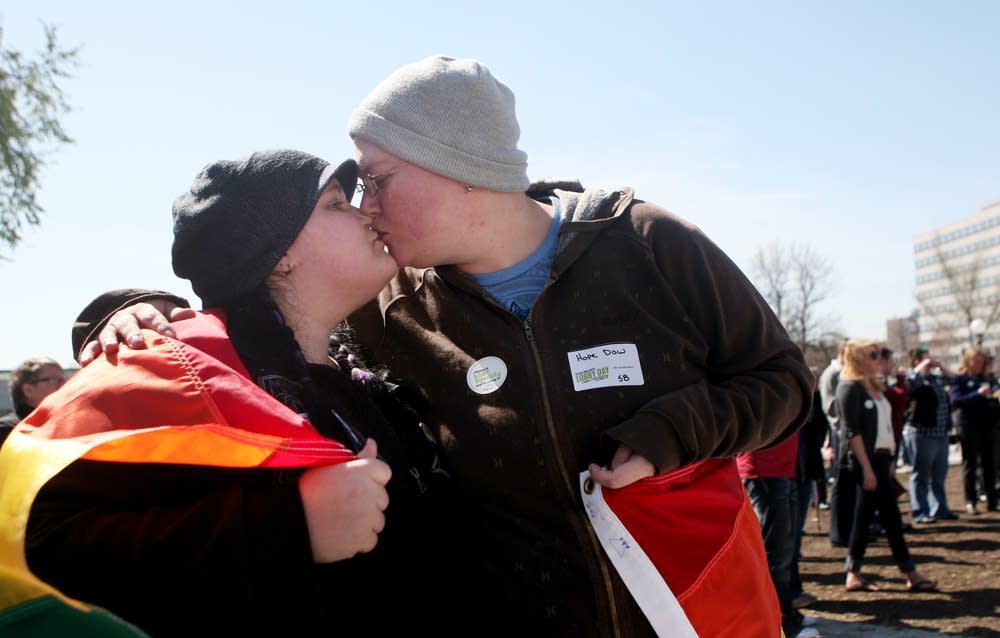 Hibbing couple