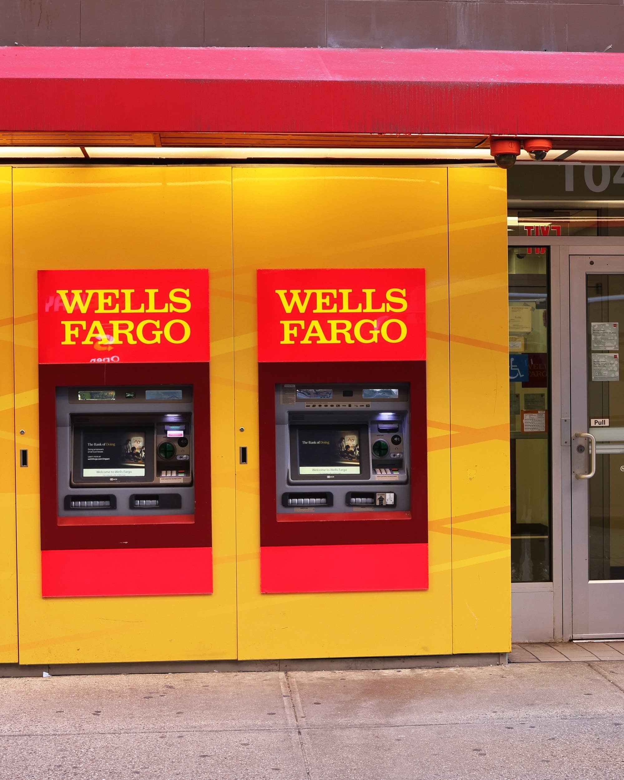 Wells Fargo pulls back from mortgage lending - Marketplace