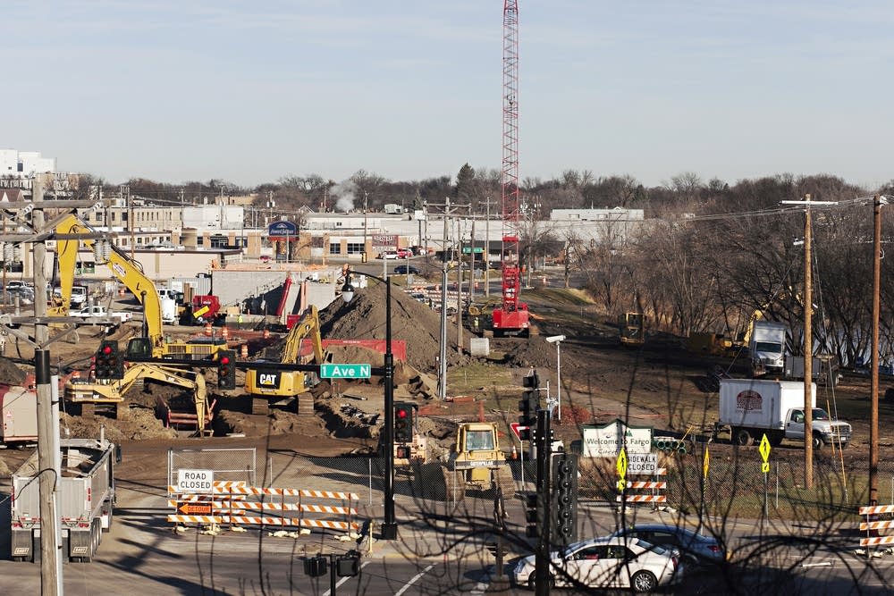 Floodwall construction in Fargo, N.D.
