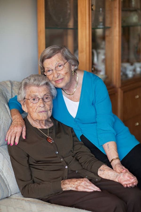 Eva Gross and her mother Ella Weiss