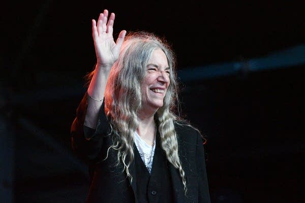 Interview: Patti Smith shares about new memoir 'Bread of Angels,' and how to navigate grief with gratitude
