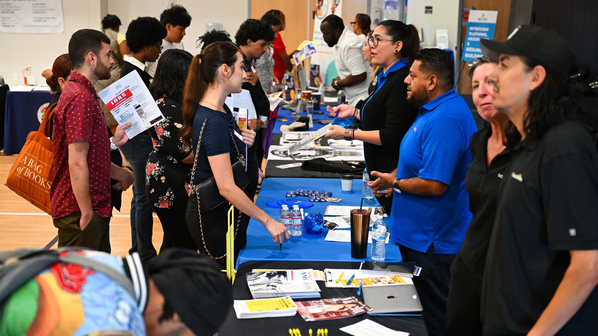 Job losses reveal a shakier labor market