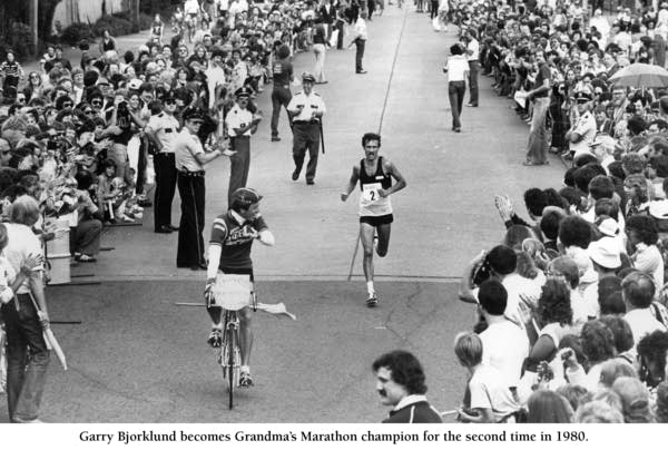 Black and white Grandma's Marathon