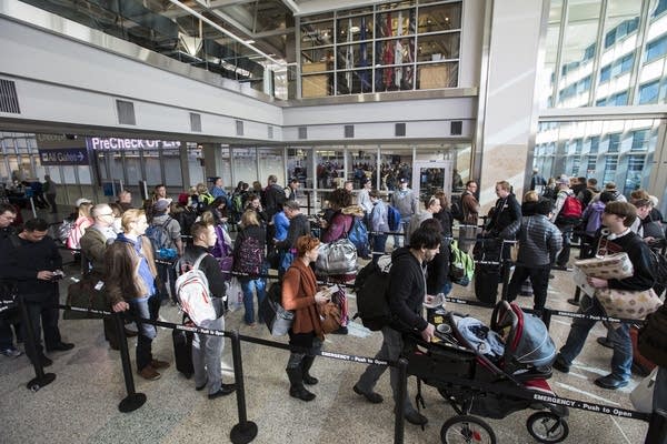 Lines at north security checkpoint