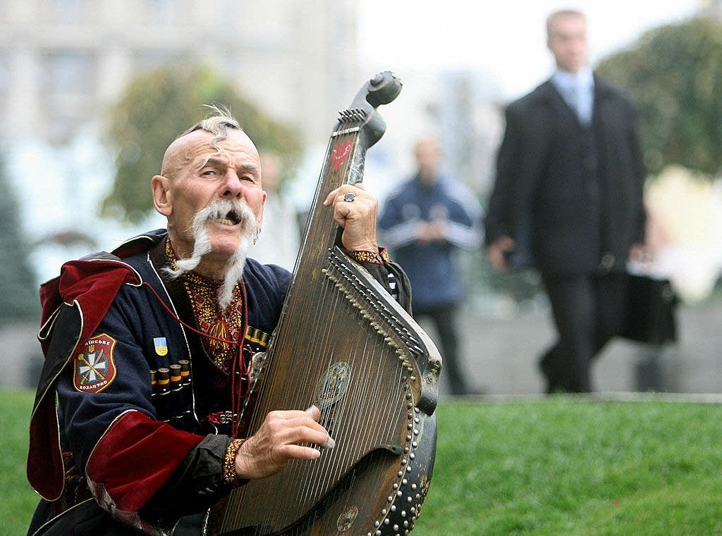 ukranian Bandura abosorbant Ukranian National