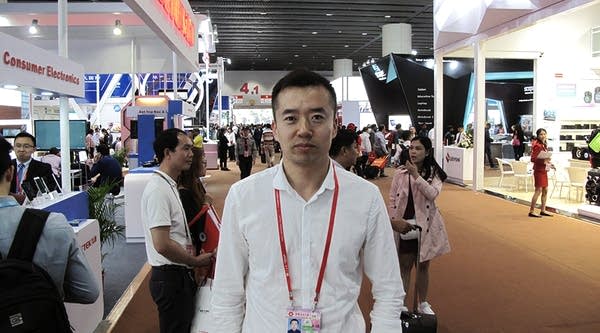 Gao Shiwang from the China Chamber of Commerce