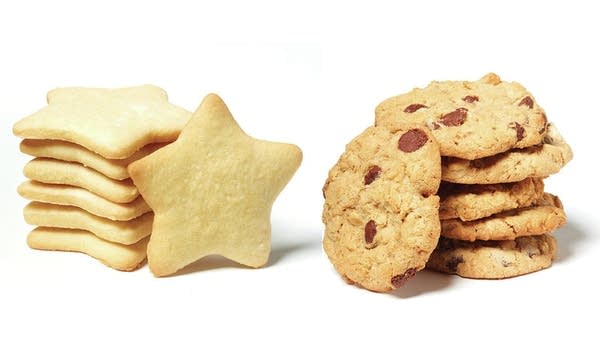 Cooked up after a Hillary Clinton gaffe, the first spouse cookie battle is back