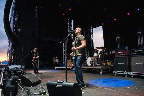 031_MNmusiconaStick_DSC0154