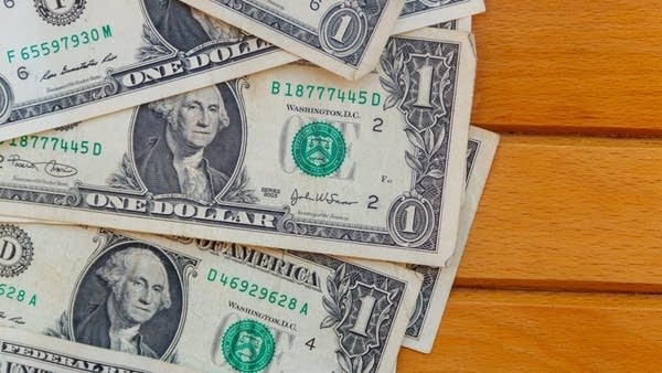It’s time for holiday tipping