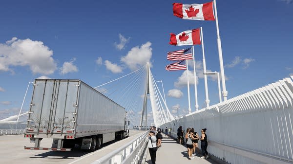 Canada strikes back in the trade war