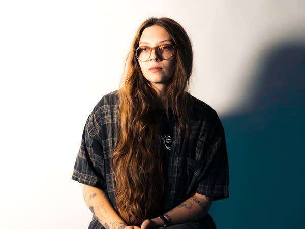 Interview: runo plum shares the world of debut album, 'patching'