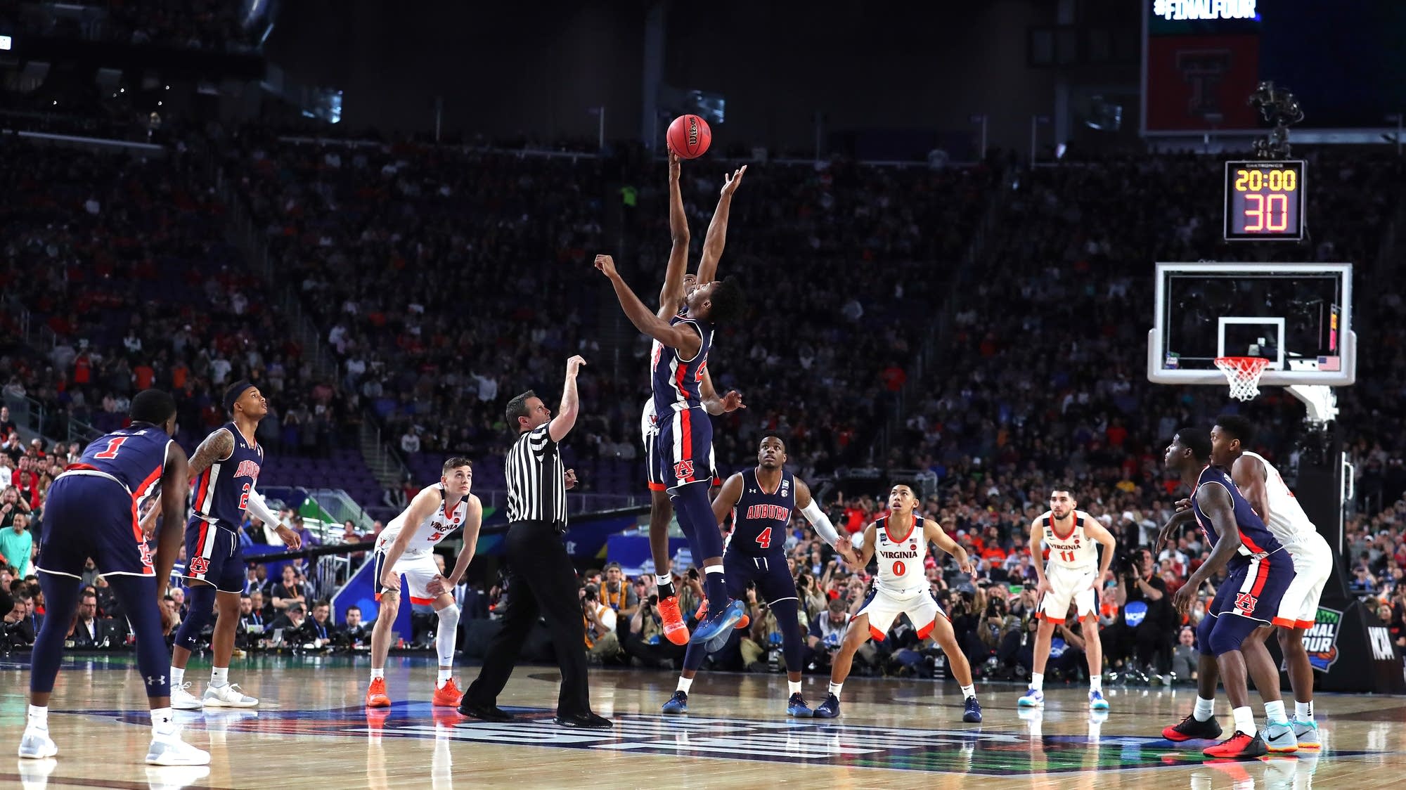 Tip-off of Final Four in Minneapolis