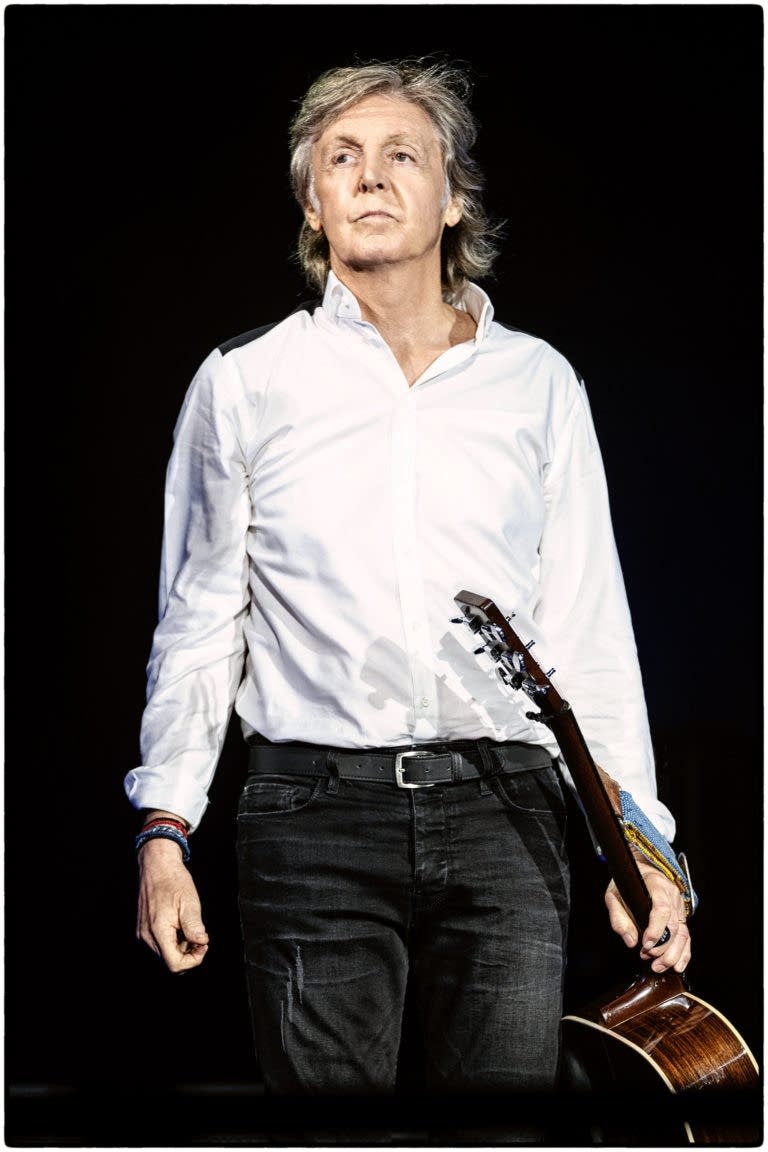 paul mccartney mpl music singles (2点セット) Paul McCartney - Singles 80's Promotion Items ( 2 CD SET