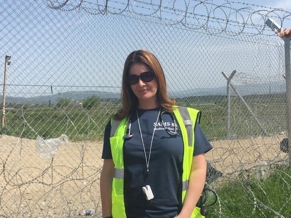 Lindsey Smith volunteered helping Syrian refugees living in camps.