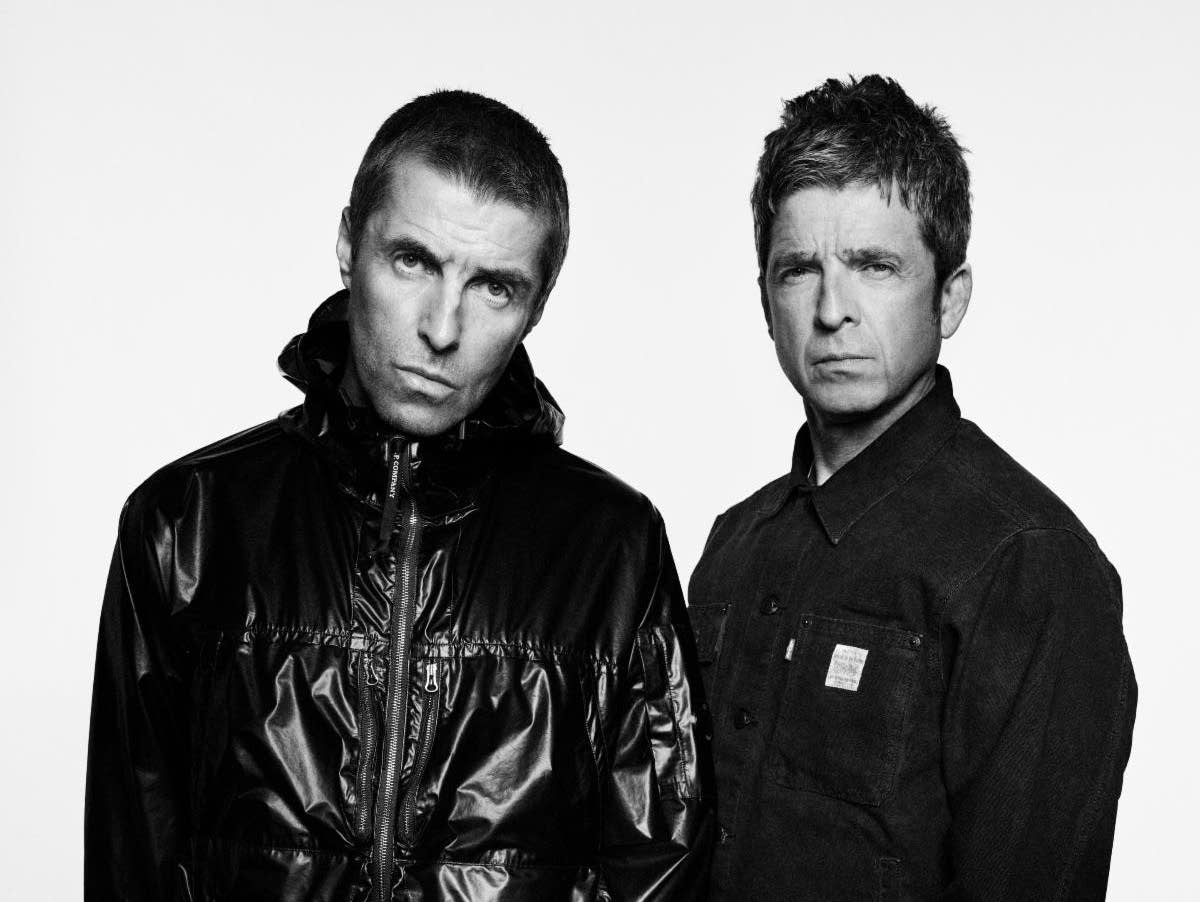 Liam & Noel Gallagher 2作セット Play
