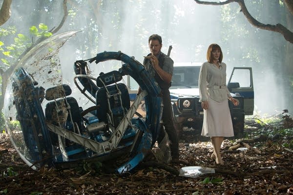 Cube Critic: 'Jurassic World'