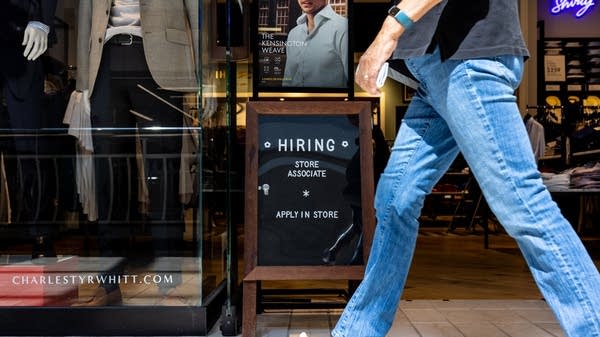 U.S. employers slash hiring as Trump advances a punishing trade agenda