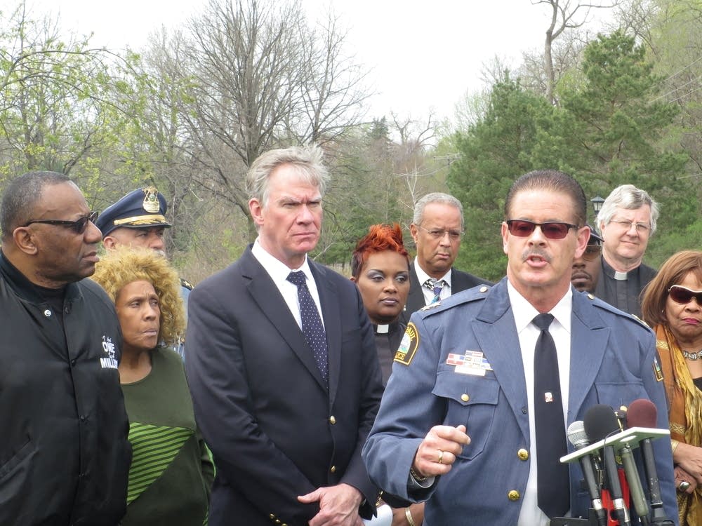 Police Chief Tom Smith and Mayor Chris Coleman