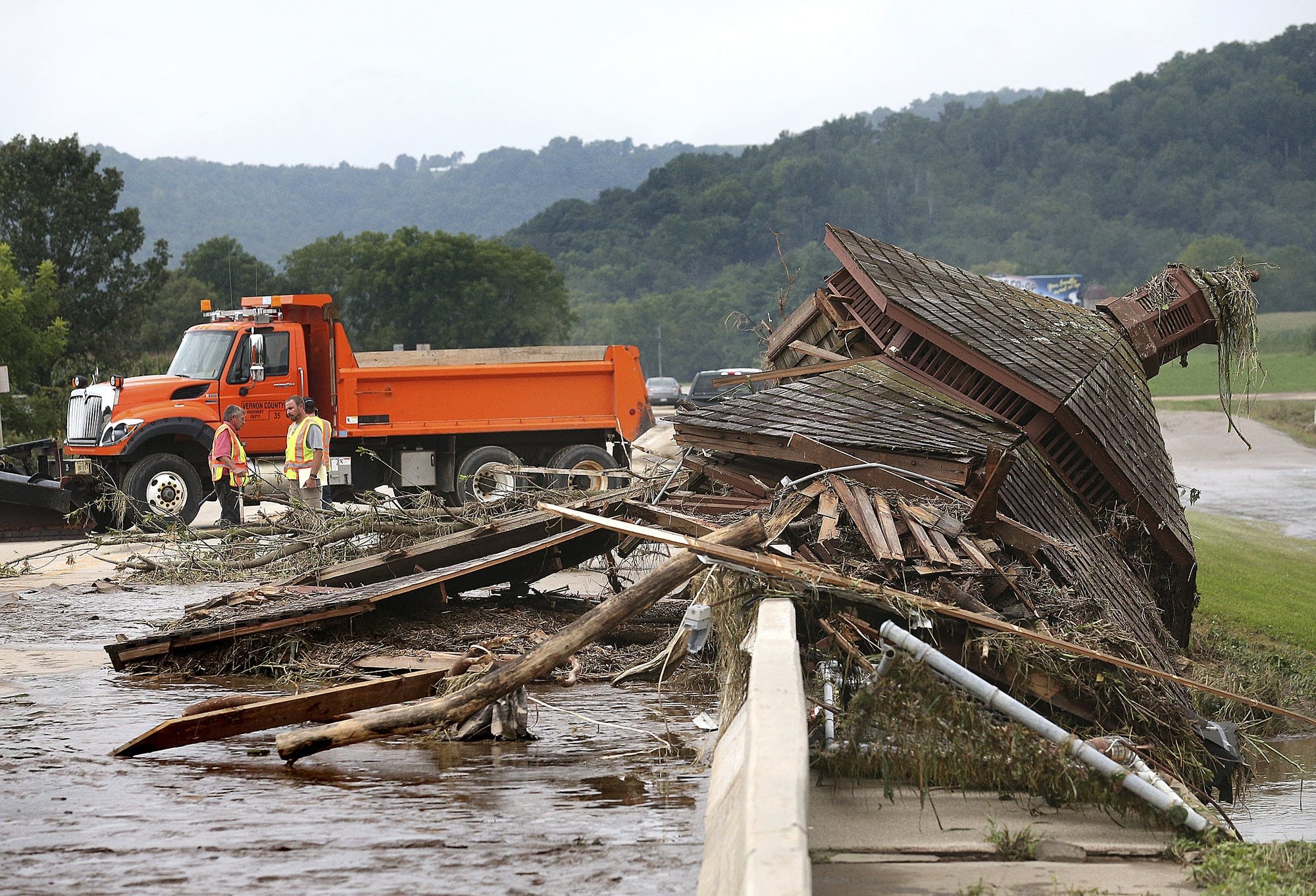 Boy swept underwater in Wisconsin floods is rescued MPR News