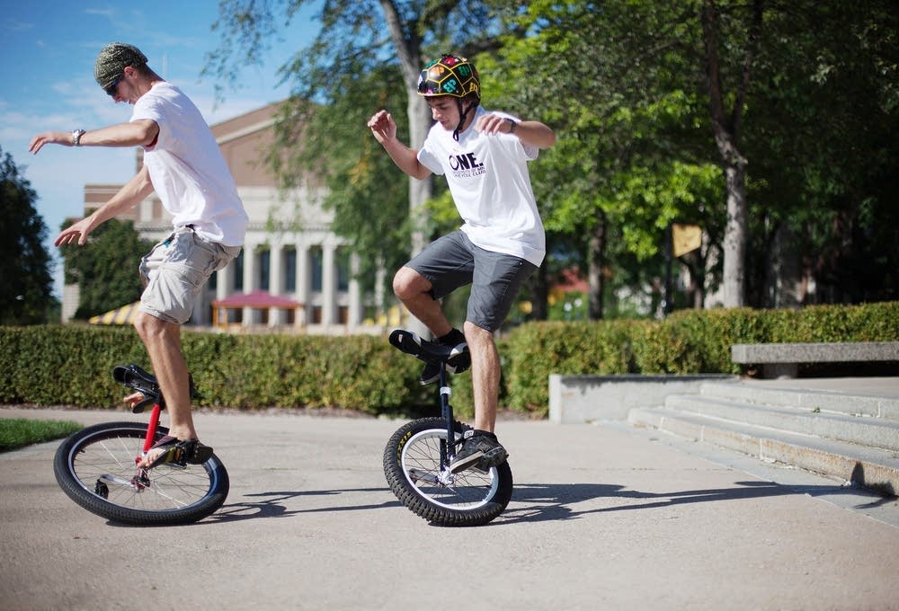 Unicycle club