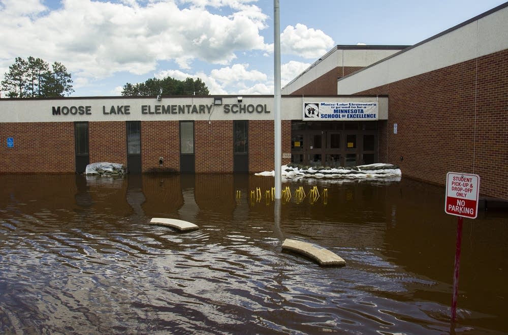 Moose Lake Elementary School