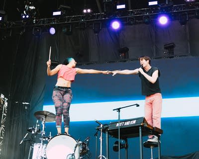 the band matt and kim performing on stage
