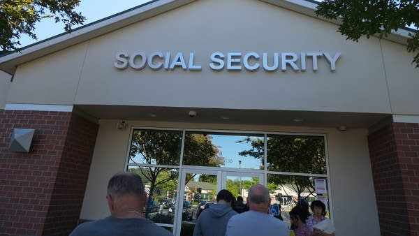 A change to Social Security identification requirements could lead to as many as 85,000 additional in-person visitors to field offices per week.