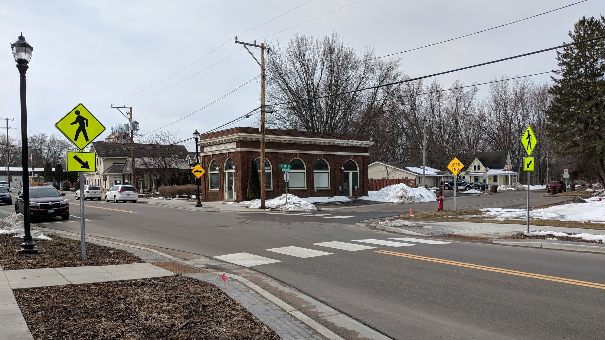 Sheriff's deputy fatally shoots man in Lake Elmo MPR News