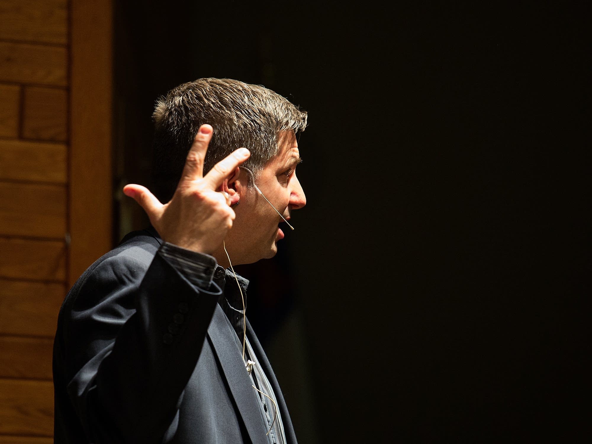 Guandolo talks about what he considers a growing threat of a Jihadists.
